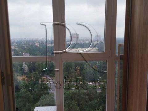 квартира за адресою Воскресенська вул., 18