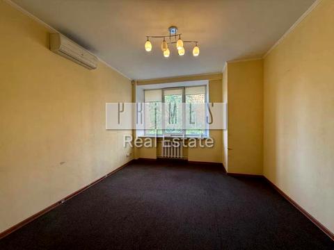 коммерческая по адресу Calle Dilova ул. (Димитрова), 7