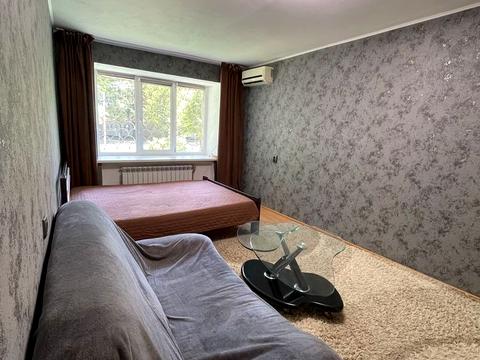 квартира за адресою Академіка Янгеля вул., 10