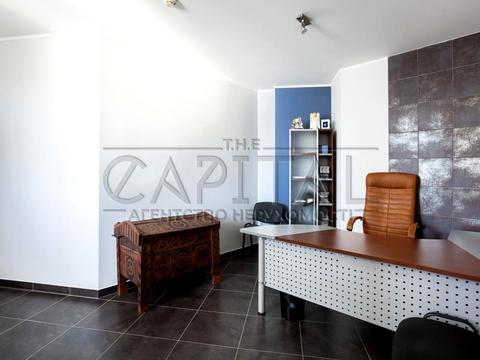 комерційна за адресою Микільсько-Слобідська вул., 4