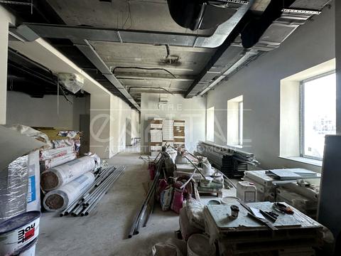 комерційна за адресою Київ, Жилянська вул., 14