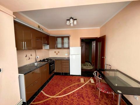 квартира за адресою Богдана Хмельницького вул., 53