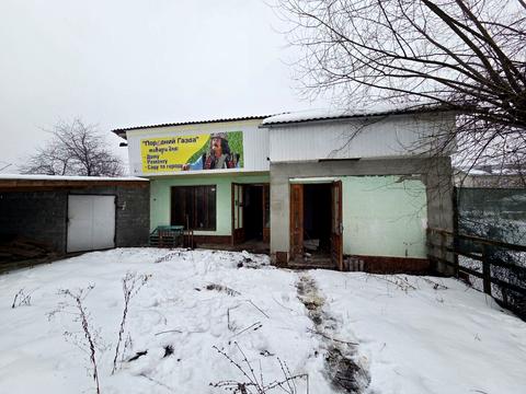 комерційна за адресою Лугова вул., 3а