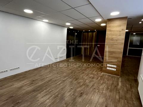 комерційна за адресою Ділова вул. (Димитрова), 2-Б