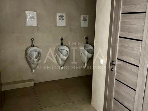 комерційна за адресою Ділова вул. (Димитрова), 2-Б