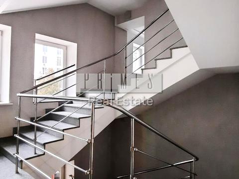 коммерческая по адресу Верховинная ул., 5-Б