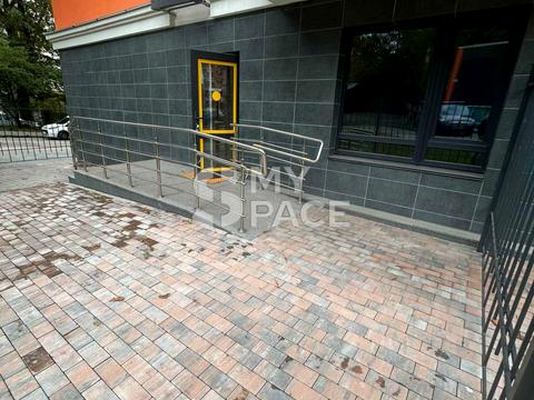 коммерческая по адресу Живописная ул., 3