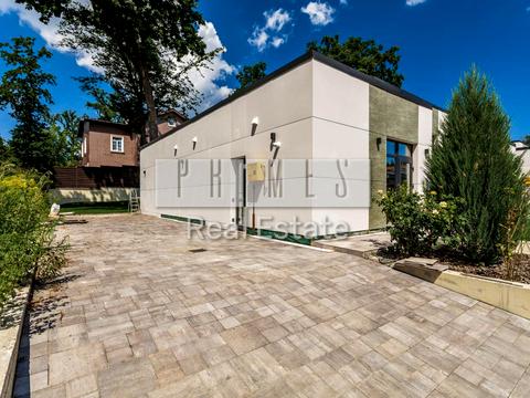 будинок за адресою Виноградна вул.