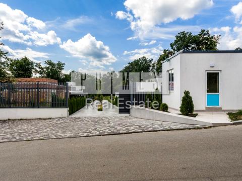 будинок за адресою Виноградна вул.