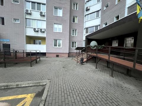 квартира за адресою Науки просп., 55-А