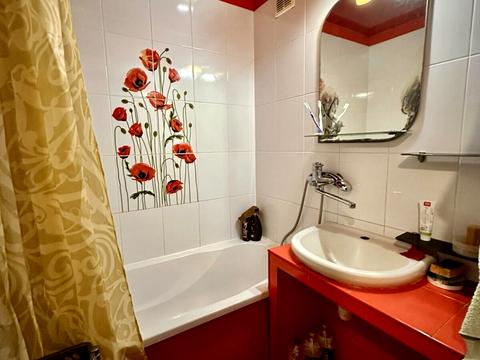 квартира за адресою Ігоря Дорошенка вул. (Ціолковського), 6