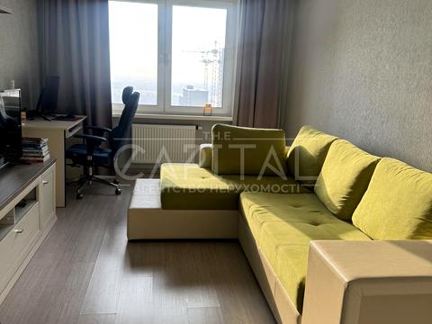 квартира за адресою Бориса Гмирі вул., 16А