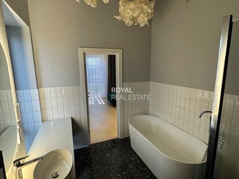 дом по адресу Святого Миколая