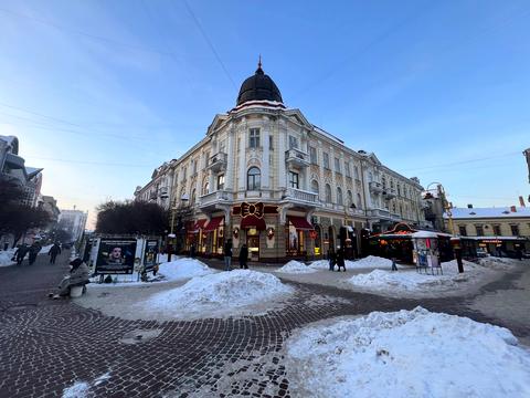 комерційна за адресою Шашкевича вул., 4