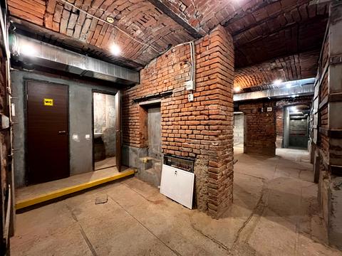 комерційна за адресою Шашкевича вул., 4