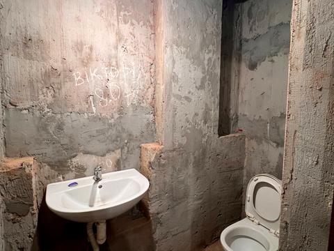 комерційна за адресою Шашкевича вул., 4