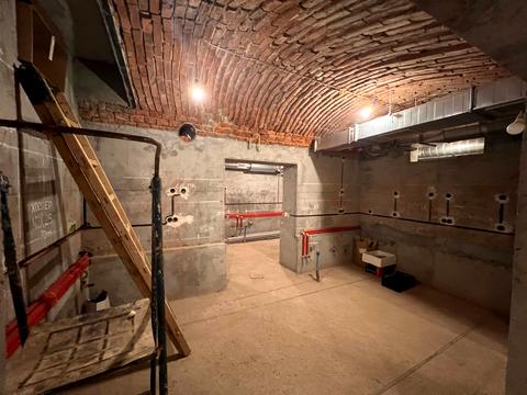 комерційна за адресою Шашкевича вул., 4