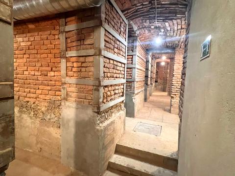 комерційна за адресою Шашкевича вул., 4