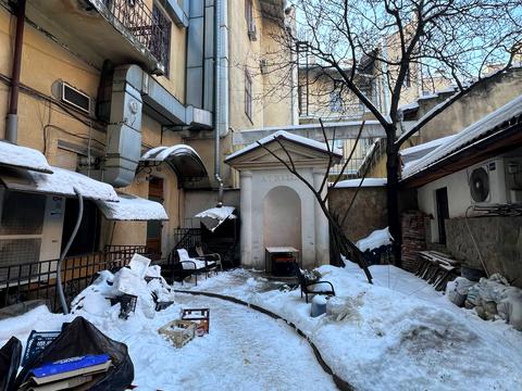 комерційна за адресою Шашкевича вул., 4