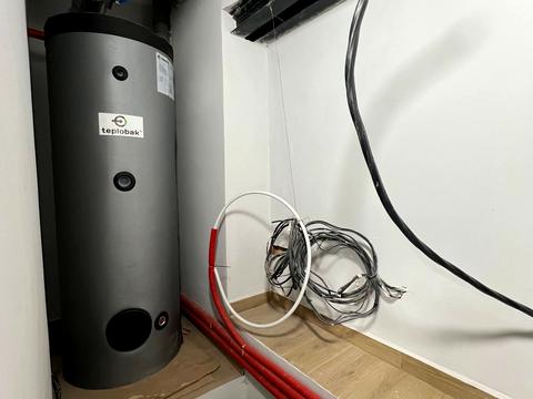 комерційна за адресою Шашкевича вул., 4