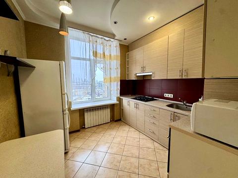 квартира за адресою 128-ї Бригади Тероборони вул. (Курчатова), 4