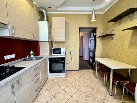 квартира за адресою 128-ї Бригади Тероборони вул. (Курчатова), 4