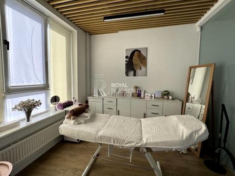 комерційна за адресою Василя Тютюнника вул. (Анрі Барбюса), 28-А