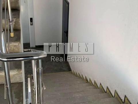 комерційна за адресою Андрія Верхогляда вул. (Михайла Драгомирова), 14-А