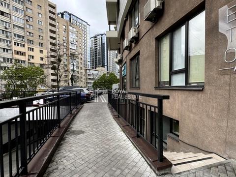 комерційна за адресою Василя Тютюнника вул. (Анрі Барбюса), 28-А