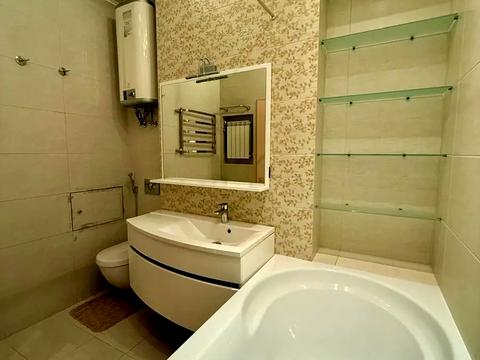 квартира за адресою Київ, Князів Острозьких вул. (Московська), 46/2