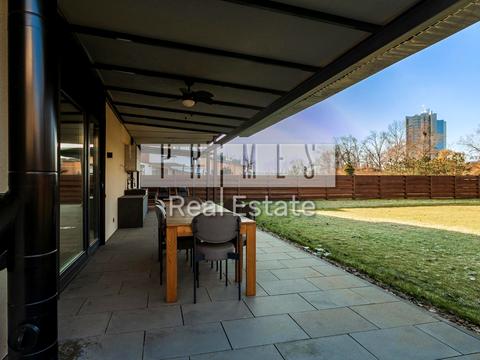 будинок за адресою Лютнева вул., 58