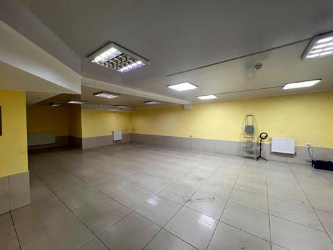 комерційна за адресою Вовчинецька вул., 167