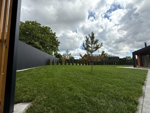 будинок за адресою Лісова