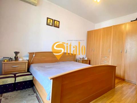 квартира за адресою Київ, Леся Курбаса просп., 5-В