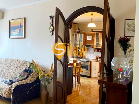 квартира за адресою Київ, Леся Курбаса просп., 5-В