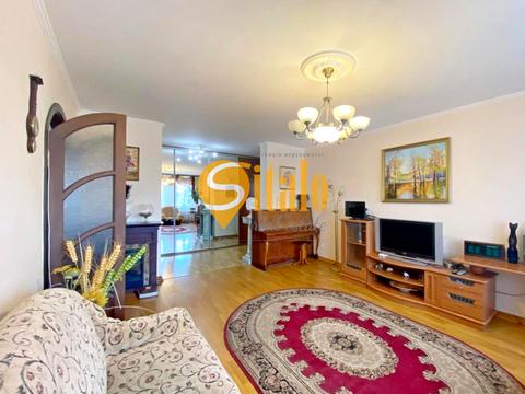 квартира за адресою Київ, Леся Курбаса просп., 5-В