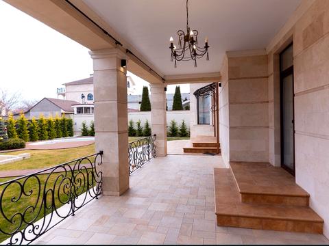 будинок за адресою Набережный пер.