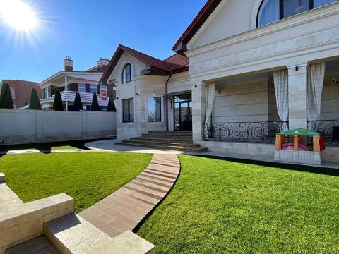 будинок за адресою Набережный пер.