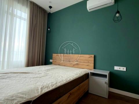 будинок за адресою Набережна вул.