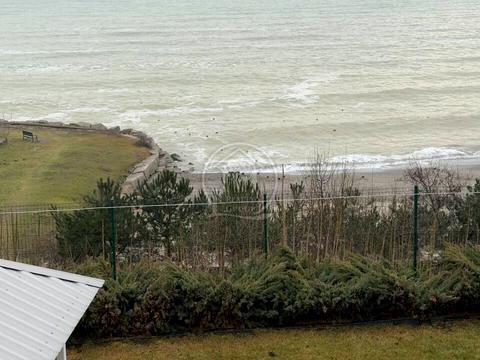 будинок за адресою Набережна вул.