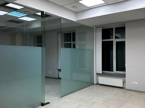 коммерческая по адресу Ришельевская ул. (Ленина улица), 25