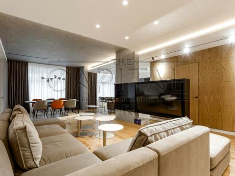 квартира за адресою Андрія Верхогляда вул. (Михайла Драгомирова), 15-Б