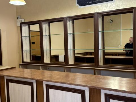 коммерческая по адресу Братьев Михновских ул. (Московская), 4