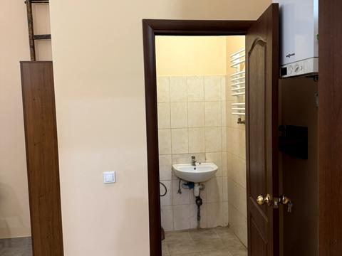 коммерческая по адресу Братьев Михновских ул. (Московская), 4