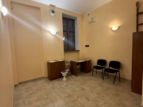 коммерческая по адресу Братьев Михновских ул. (Московская), 4