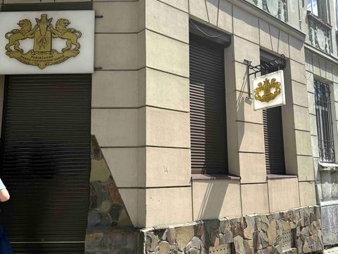 коммерческая по адресу Братьев Михновских ул. (Московская), 4