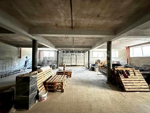 коммерческая по адресу Яготинская ул., 4/10