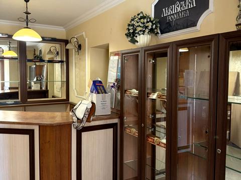 комерційна за адресою Львів, Замарстинівська вул. (Калініна), 8