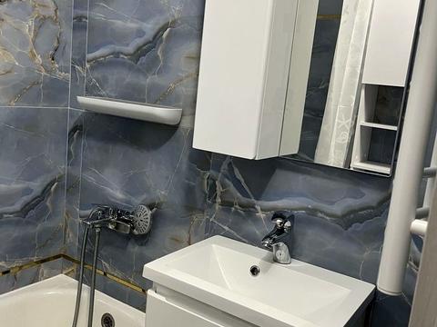 квартира за адресою Любомира Гузара просп. (Космонавта Комарова), 26