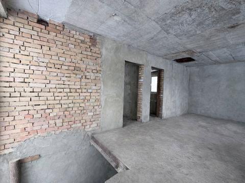 будинок за адресою Квітнева